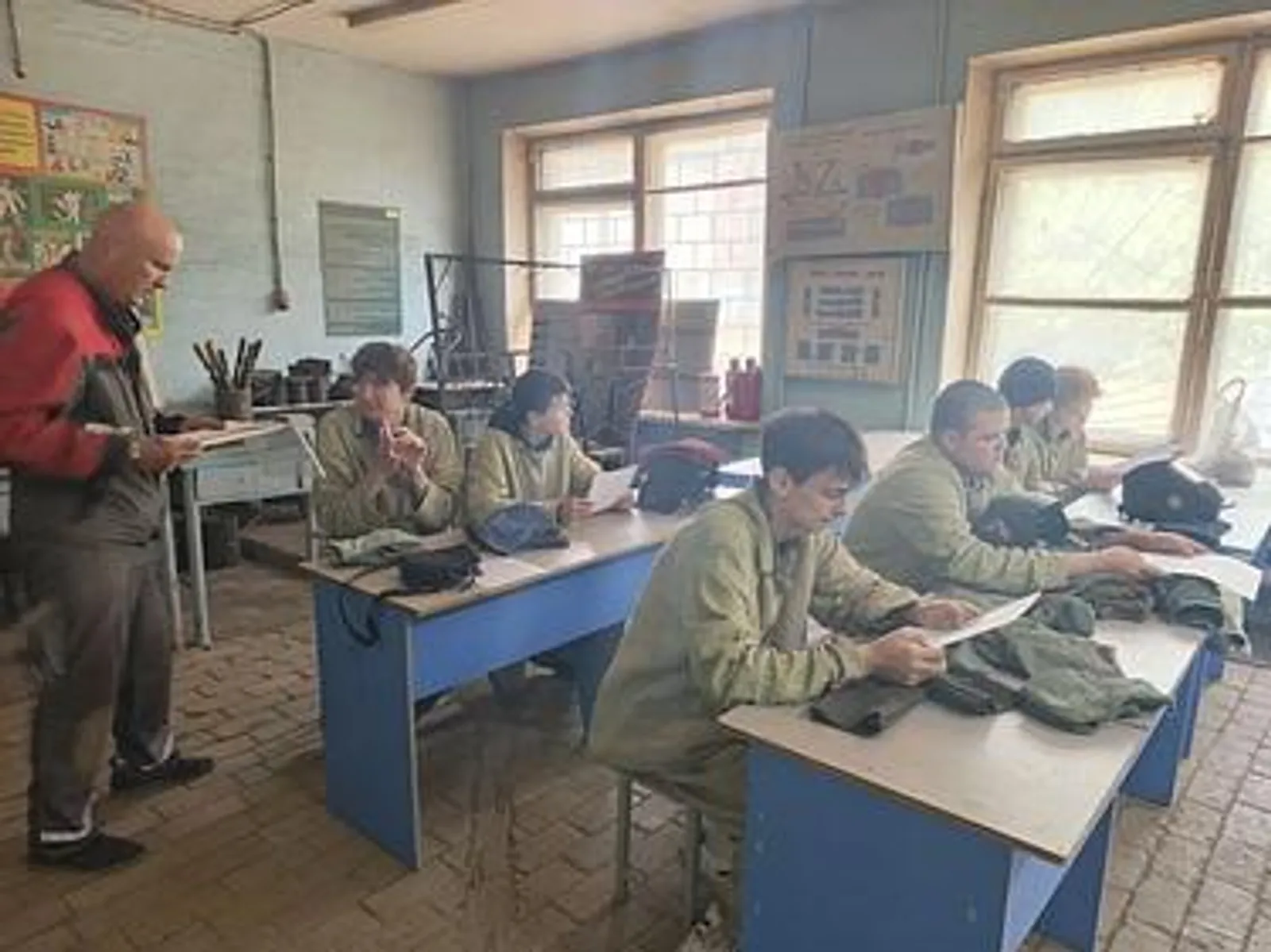 Студенты  готовятся к сдаче демоэкзамена