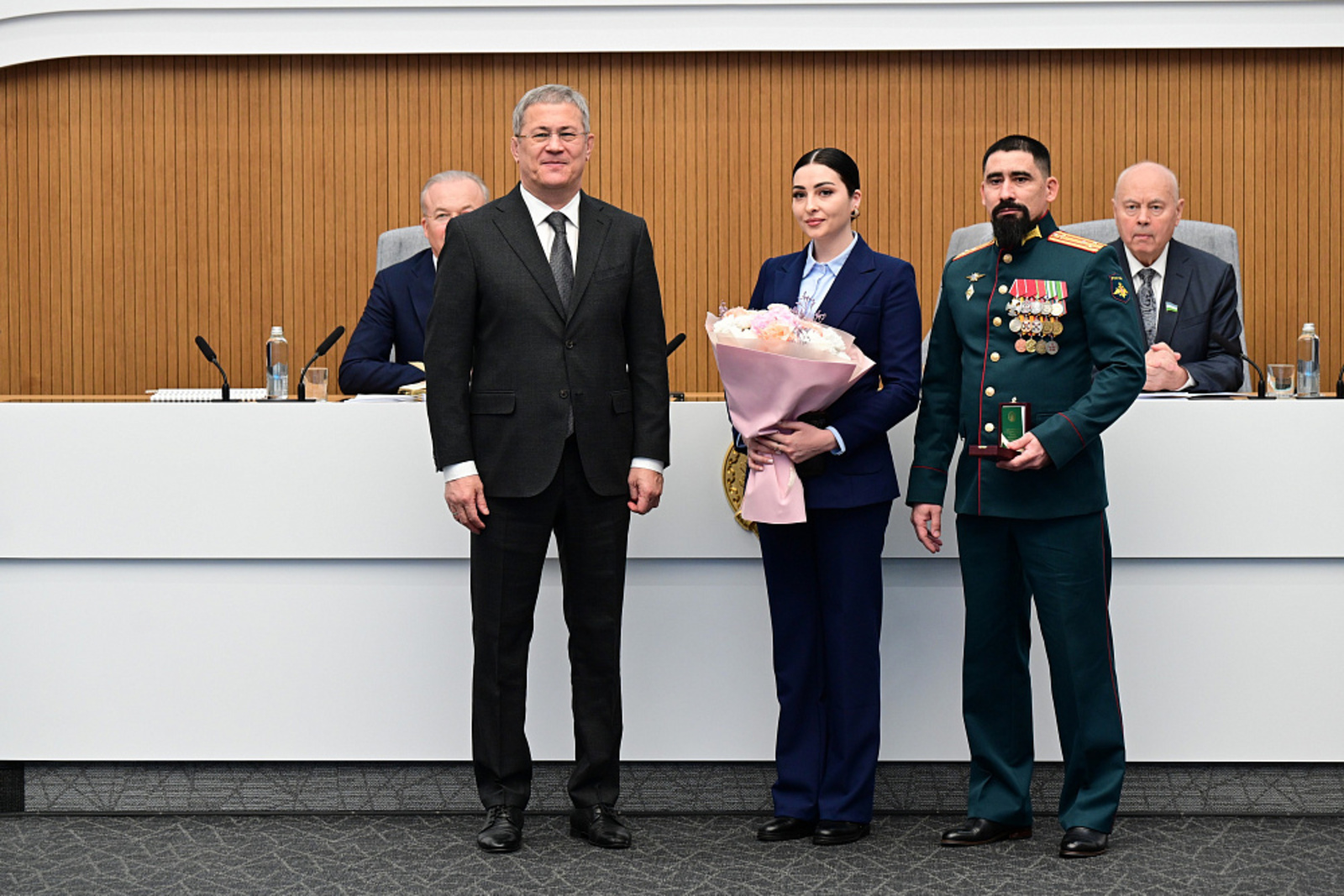 Удостоен высокой награды