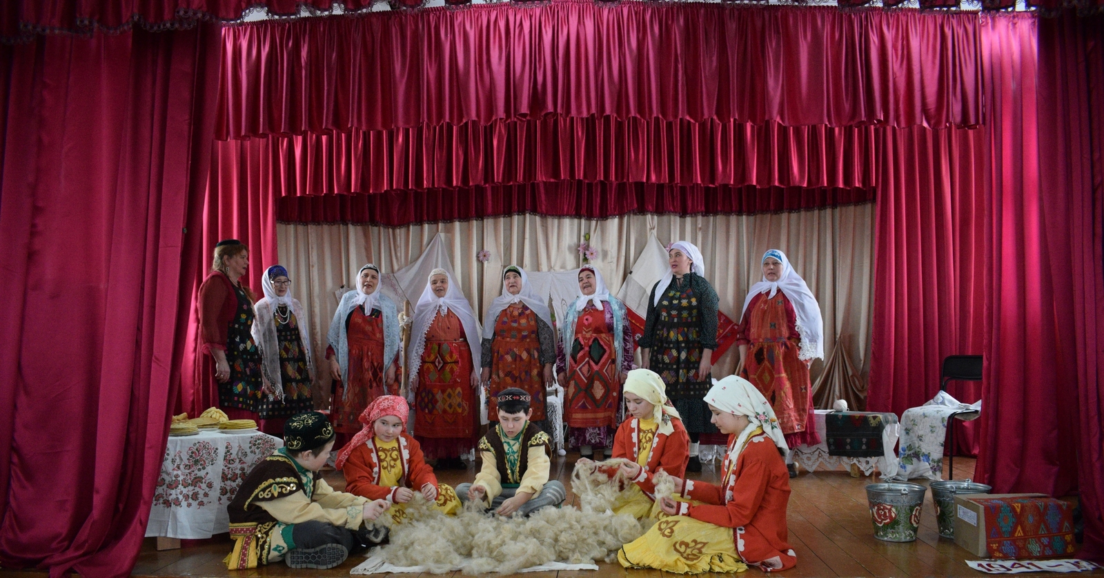 Обряд прядения шерсти