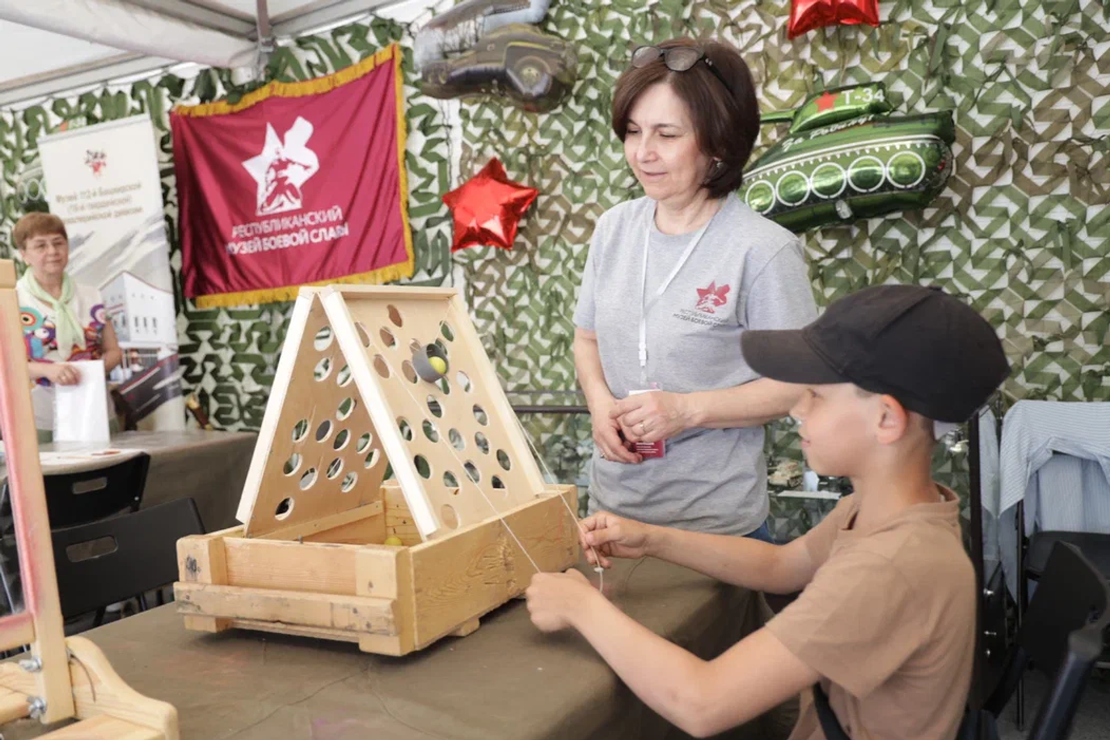 На «Айда играть» привезли антикварные игрушки