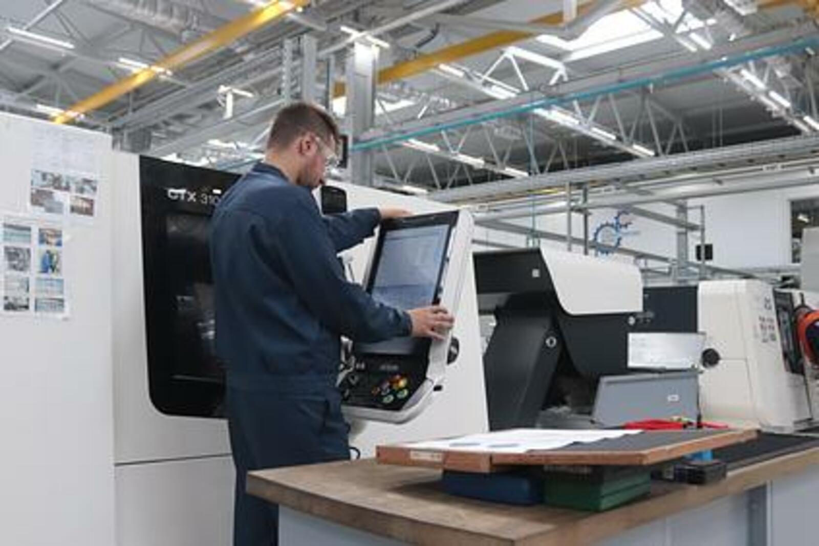 В Башкортостане приняты первые 100 заявок на бесплатное профобучение