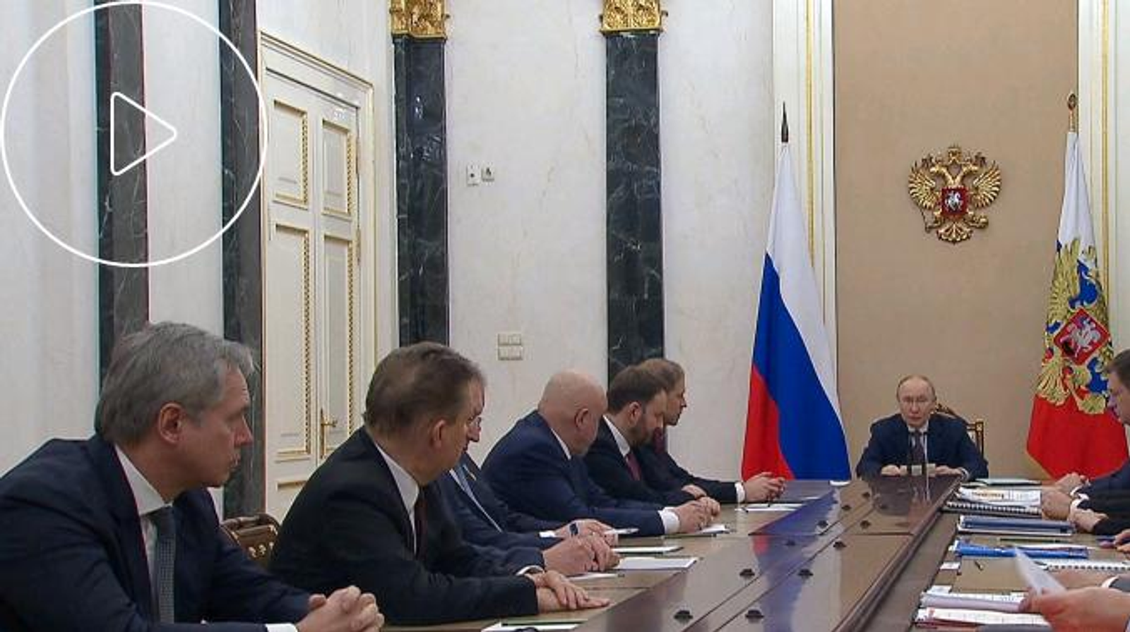 Совещание о ситуации на мировом рынке нефти и газа