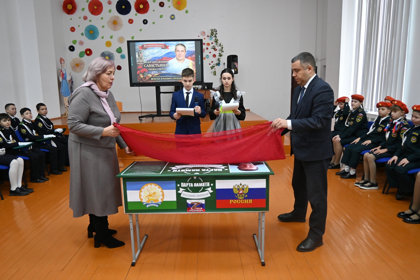 Его подвиг – пример мужества и героизма