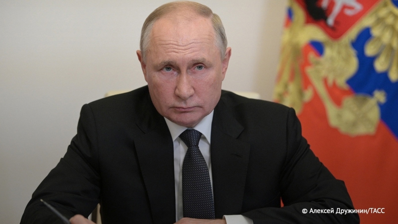 Путин проведет встречу с руководством кабмина и заседание Совбеза РФ
